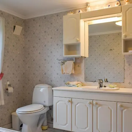 Beautiful In With Kitchen *
